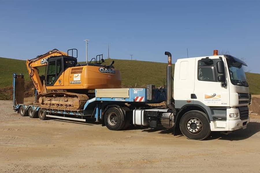 transport machine orange